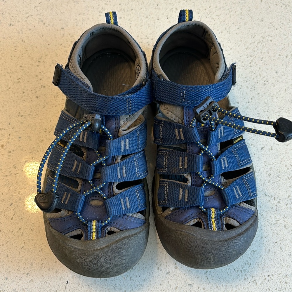 Blue Keen Sandals, like new